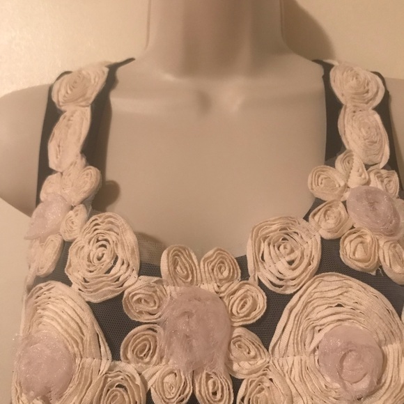 NewPort News, Size Small, Black/Off White Flower Embroidery on Top - Picture 3 of 4